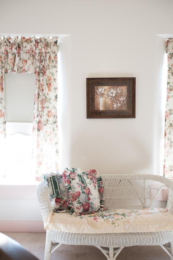 Red Rose Bed & Breakfast Smoketown  Экстерьер фото
