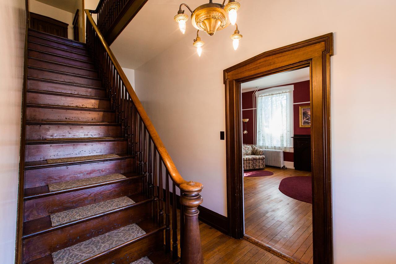 Red Rose Bed & Breakfast Smoketown  Экстерьер фото