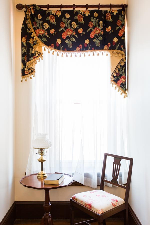 Red Rose Bed & Breakfast Smoketown  Экстерьер фото