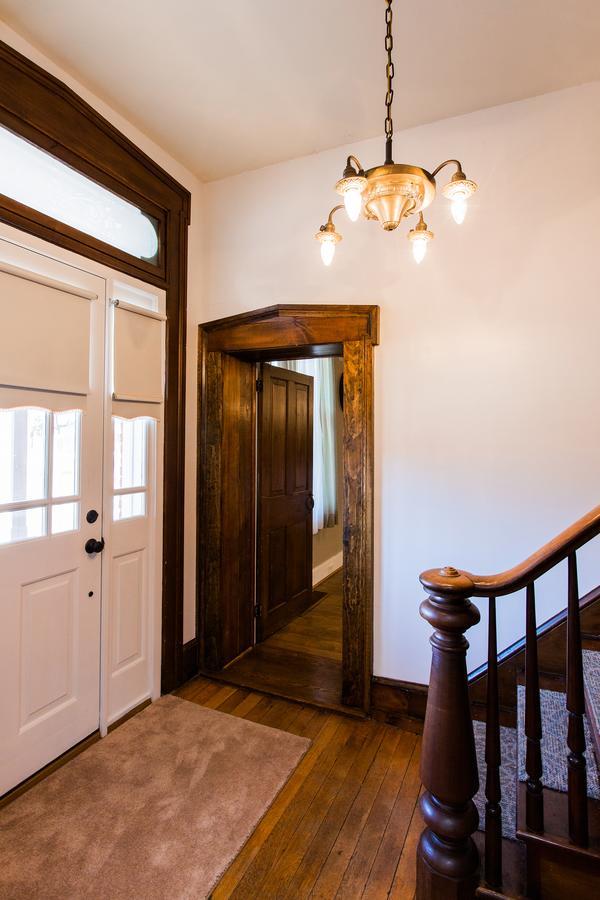 Red Rose Bed & Breakfast Smoketown  Экстерьер фото